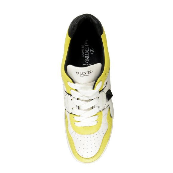 Valentino Garavani Men's One Stud Low Leather Fashion Athletic Sneakers Shoes - Picture 7 of 8